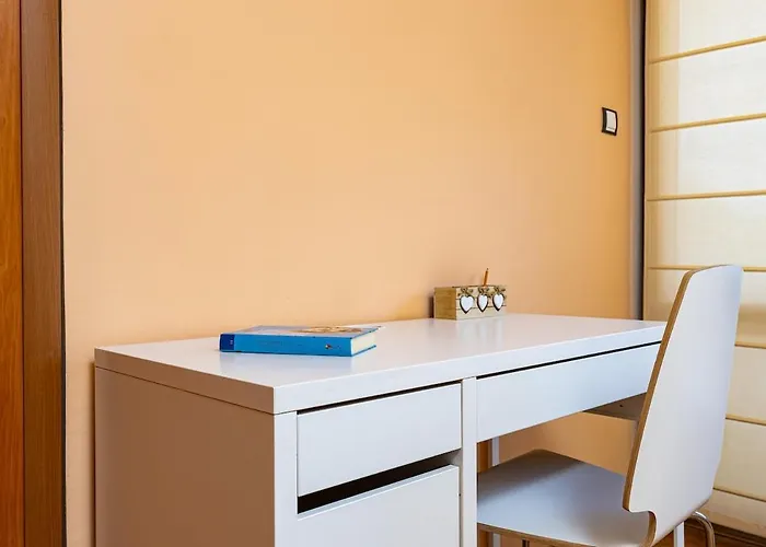 Apartamento Spacious 2br Kremena 10 Minutes Walk To Center