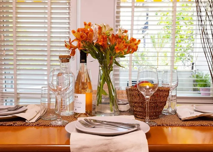 Spacious 2br Kremena 10 Minutes Walk To Center Apartamento