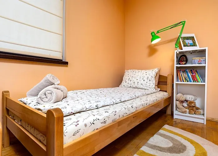Spacious 2br Kremena 10 Minutes Walk To Center Plovdiv