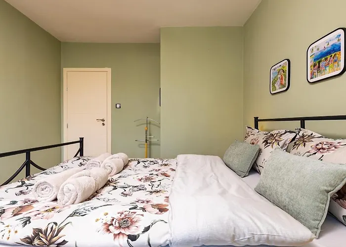 Apartamento Spacious 2br Kremena 10 Minutes Walk To Center