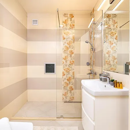 Apartment Spacious 2br Kremena 10 Minutes Walk To Center *