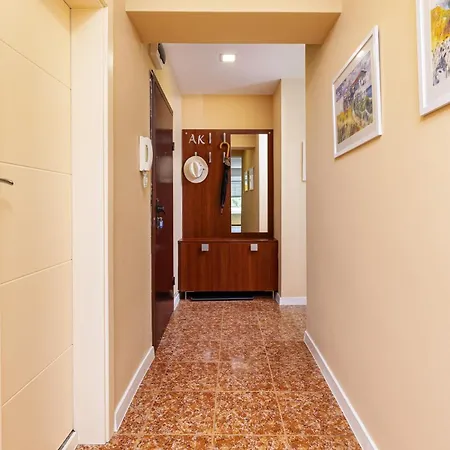 Spacious 2br Kremena 10 Minutes Walk To Center * Plovdiv