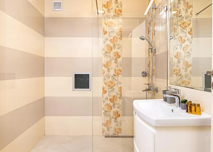 Apartment Spacious 2br Kremena 10 Minutes Walk To Center *