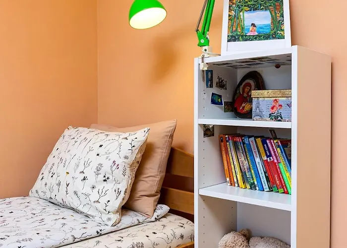 Spacious 2br Kremena 10 Minutes Walk To Center *